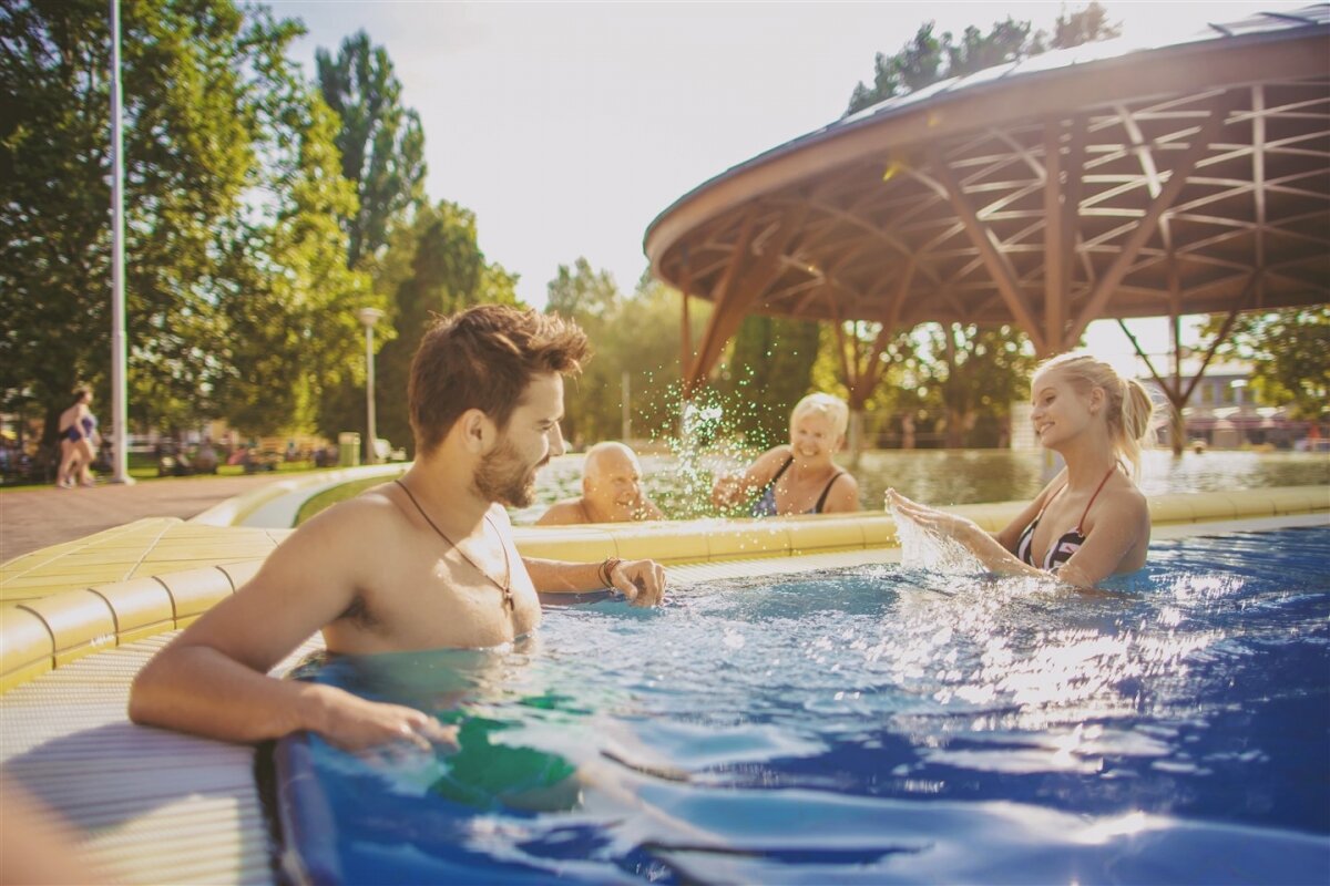 Hunguest Hotel Bük - východní křídlo (bývalý Répce)